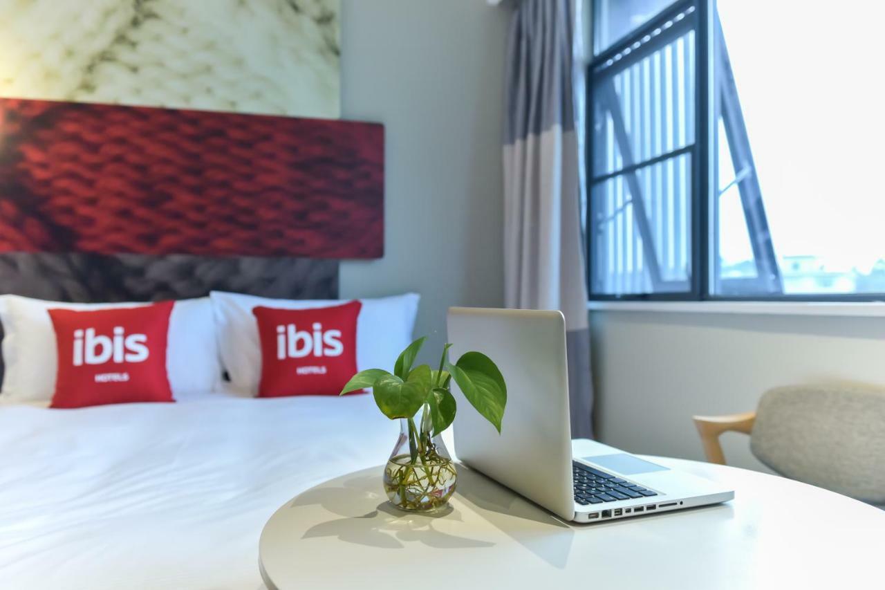 Ibis Guangzhou Pazhou International Exhibition Center Hotel Exteriör bild